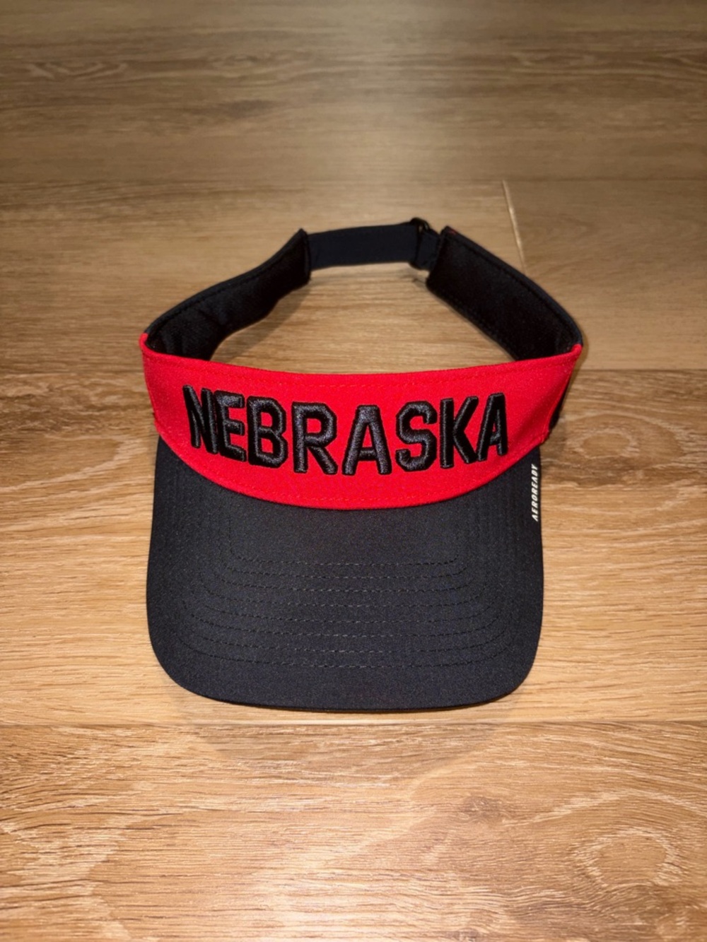 NCAA Nebraska Cornhuskers Adidas Adult Adjustable Fit Sun Visor NWOT